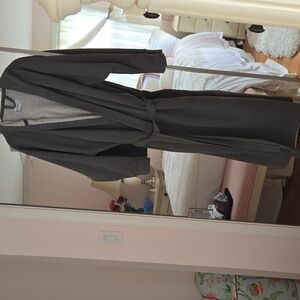XL Men's Gray Hooded Velour-lined Robe w/Belt, Pockets. Like New. Mascioni Lucca